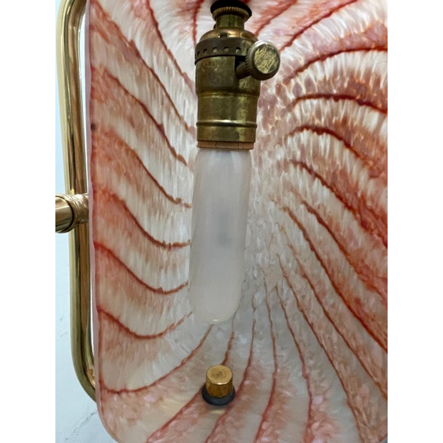 1940s CVV Vianne Vintage French Banker's Lamp With Pink Art Glass Shade For Sale - Image 5 of 5