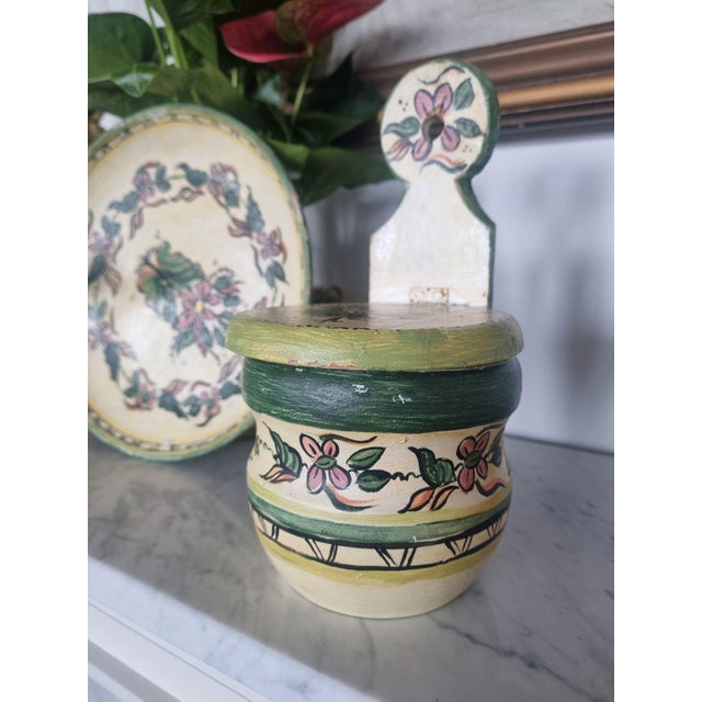 Art Deco Wooden Painted Mortar, Container and Platter, 1930s, Set of 5 For Sale - Image 6 of 13