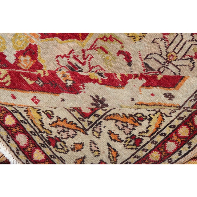 Early 20th Century Antique Turkish Fine Sivas Rug With Center Medallion in Red, Yellow & Light Green For Sale - Image 12 of 13