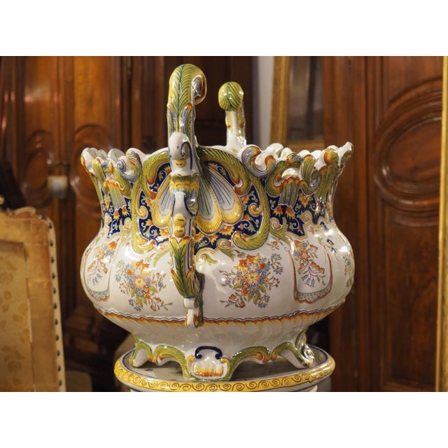 19th Century Hand Painted Faience Jardiniere on Pedestal From Boulogne, France For Sale - Image 4 of 13