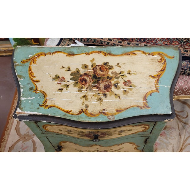 Italian Vintage 1940s Hand Painted Stand For Sale - Image 9 of 10
