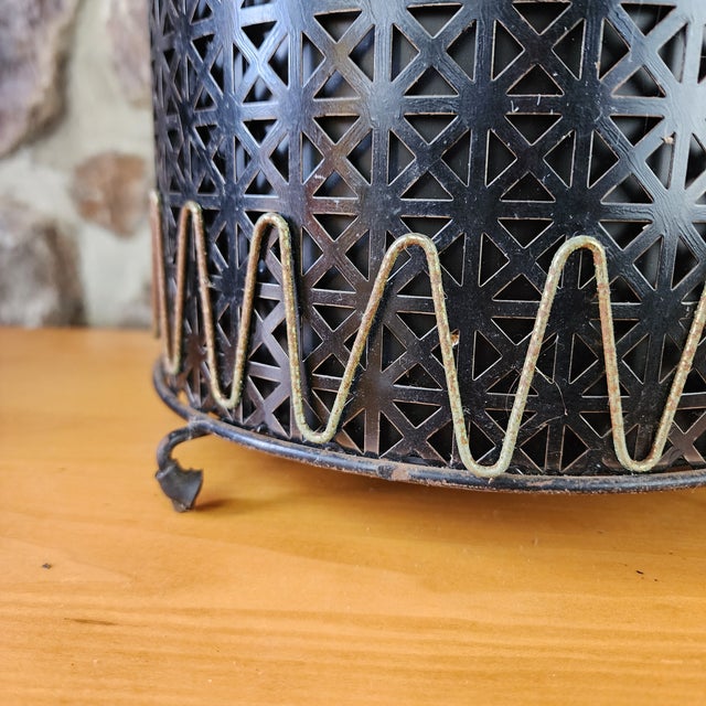 Mid-Century Modern 1950s Vintage Black Metal Powder Room, Bathroom, Office Waste Basket For Sale - Image 3 of 11
