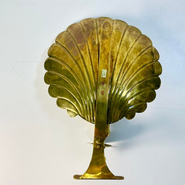 1970s Vintage Hollywood Regency Neoclassical Coastal Brass Shell Wall Candle Holder Sconce. For Sale - Image 12 of 12