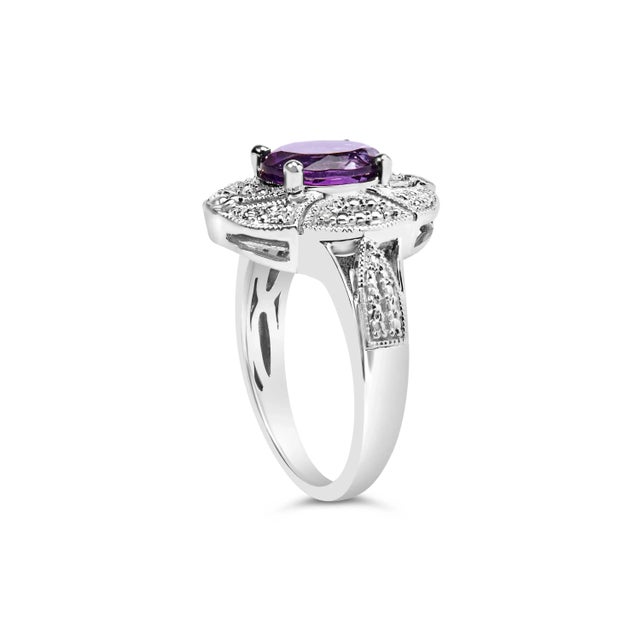 Hause of Brilliance Sterling Silver Oval Purple Amethyst and Round Diamond Accent Fashion Cocktail Ring (I-J Color, I1-I2 Clarity), Size 7 For Sale - Image 4 of 7