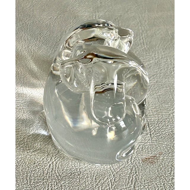 1980s Vintage Steuben Signed Crystal Paperweight Puppy Love For Sale - Image 5 of 14