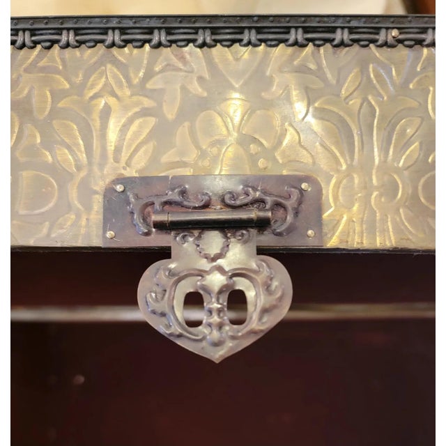 Traditional 1960s Vintage Brass Covered Storage Chest For Sale - Image 3 of 6