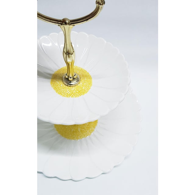 Vintage Daisy Petit Fours Server, Gien, France For Sale - Image 3 of 18