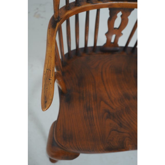 Pair English Country Windsor Style Armchairs For Sale In Philadelphia - Image 6 of 18