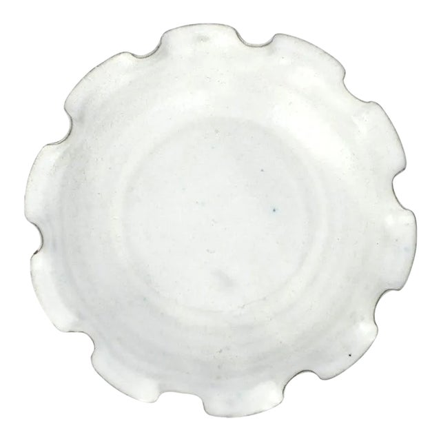White Pottery Bowl with Ruffled Edge For Sale