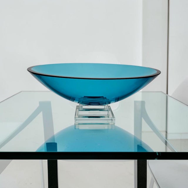 This Stephen Schlanser Eclipse Bowl was handcrafted in the United States in 1992. The large centerpiece is executed in...
