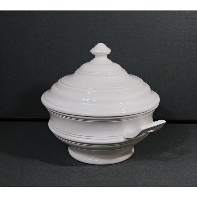 Antique Williams-Sonoma White Italian Large Soup Tureen, 130 Oz For Sale - Image 4 of 11