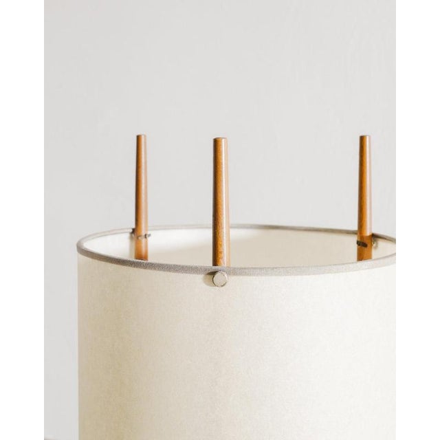 1940s Early Mid-Century Cylinder No 9 Table Desk Lamp by Isamu Noguchi for Knoll USA, 1940s For Sale - Image 5 of 7