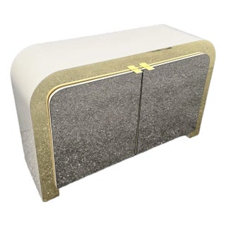 Postmodern Beige Gloss Laminate Mirrored and Gold Waterfall Credenza/Sideboard For Sale
