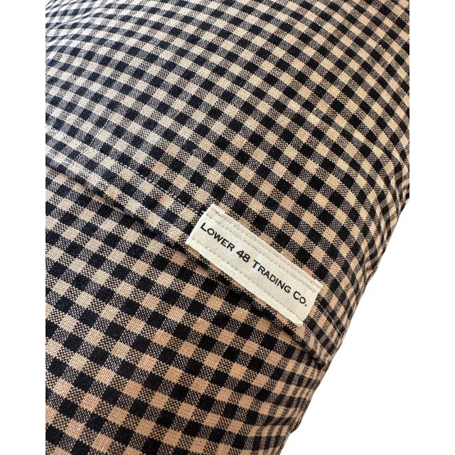 American Pennsylvania Hershey Park Vintage Pennant on New Woven Throw Pillow For Sale - Image 3 of 3