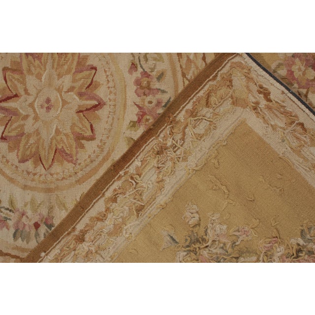 Gold Rug & Kilim’s Aubusson Style Flat Weave in Beige, Cream Medallion Floral Pattern For Sale - Image 8 of 8