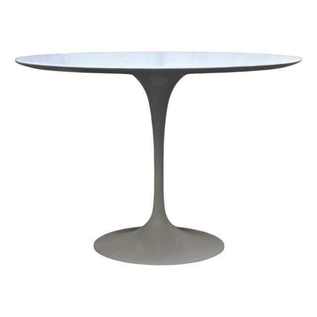 Vintage Tulip Dining Table by Eero Saarinen for Knoll, Italy, 1960s For Sale
