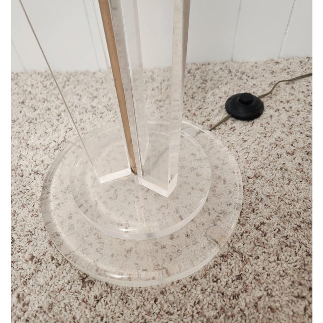 1990s Van Teal Style Lucite and Brass Torchiere Lamp Postmodern For Sale In Orlando - Image 6 of 9
