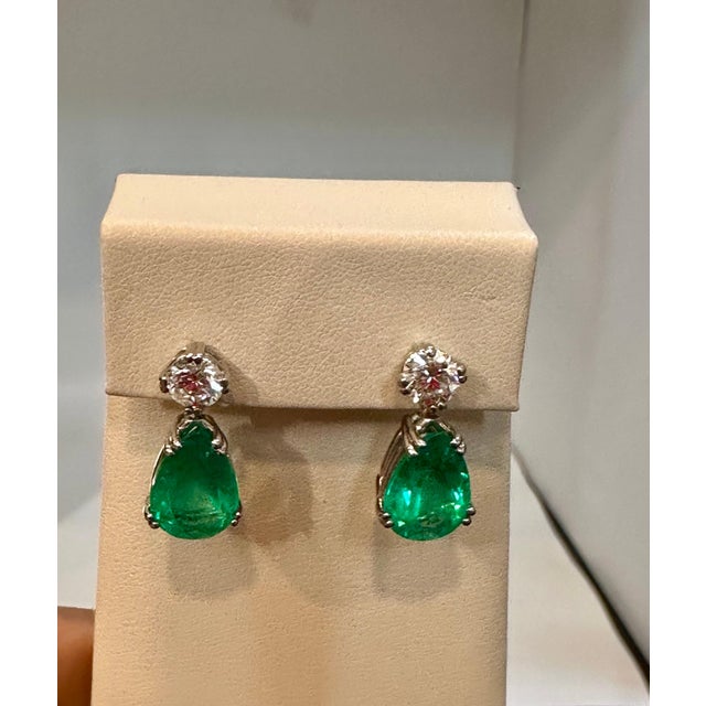 GIA Certified 11 Ct Pear Cut COLOMBIAN Emerald & 1 Ct Each Diamond Drop Earrings For Sale - Image 12 of 18