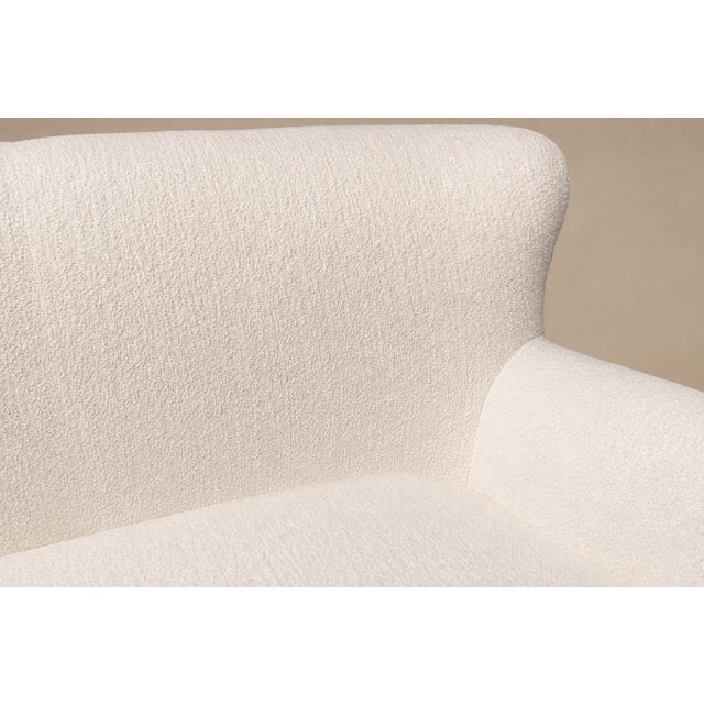 Forma Brazil Brazilian Modern Sofa in Off-White Bouclé & Caviuna by Forma, Brazil, 1960s — Lot 51b For Sale - Image 4 of 18
