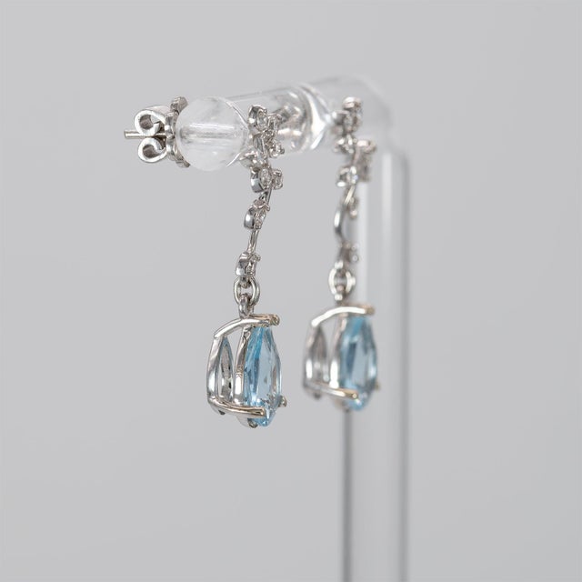 2020s 1.9ct Aquamarine Drop Earrings With Lab Grown Diamond Accents: Solid 14k Gold, A Pair For Sale - Image 5 of 5