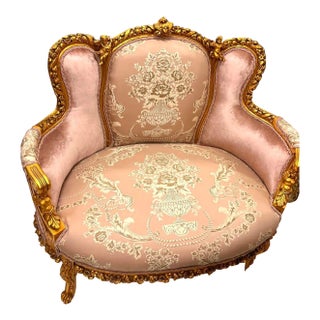 Romantic French Louis XV Loveseat With Rose Pink Damask Upholstery & Gilded Frame For Sale