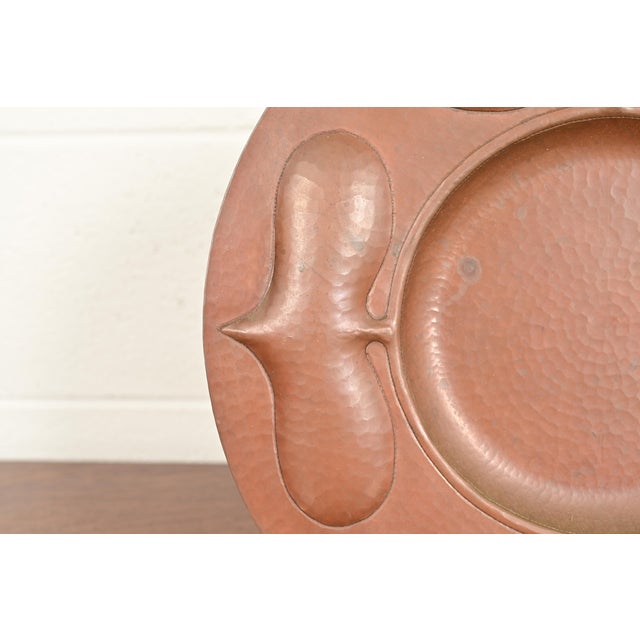 Mid 20th Century Ramon Ramirez Arts & Crafts Hammered Copper Charger Plate or Tray For Sale - Image 5 of 12