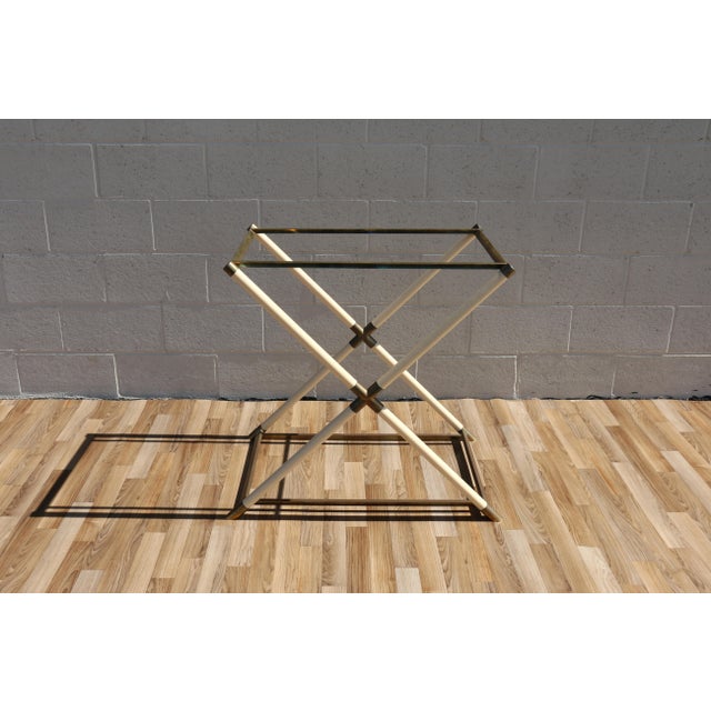 1970s Faux Ivory Lacquer & Brass Bar Tray Table With Mirrored Tray For Sale - Image 11 of 18