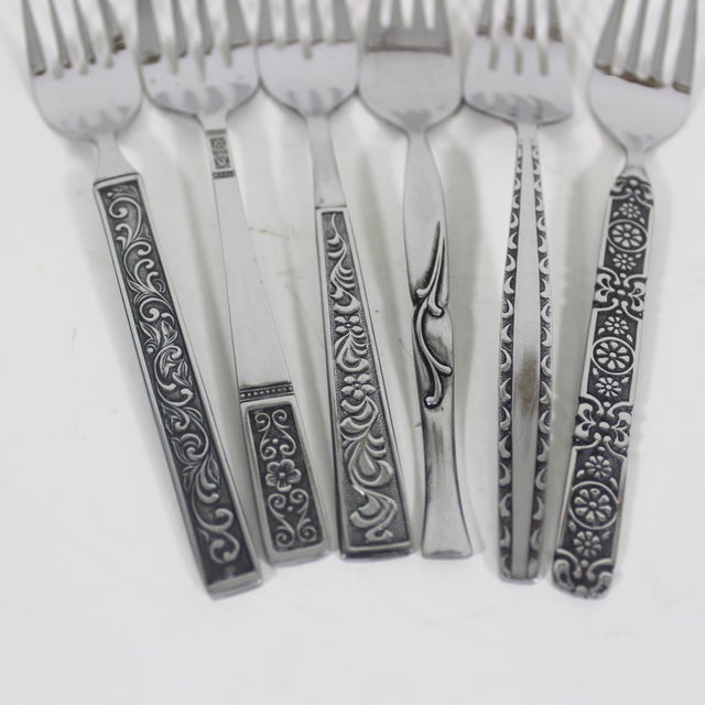 Mid-Century Modern Curated Set of 6 Mid Century Modern Stainless Steel Salad or Dessert Forks For Sale - Image 3 of 8