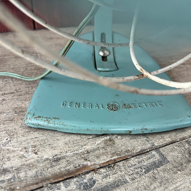 Metal Vintage General Electric 1950s Aqua Blue Metal Oscillating Desk Fan - 10" Blades 14" Tall For Sale - Image 7 of 14