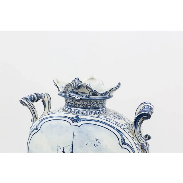 18th Century Dutch Delft Blue Vase For Sale - Image 11 of 12