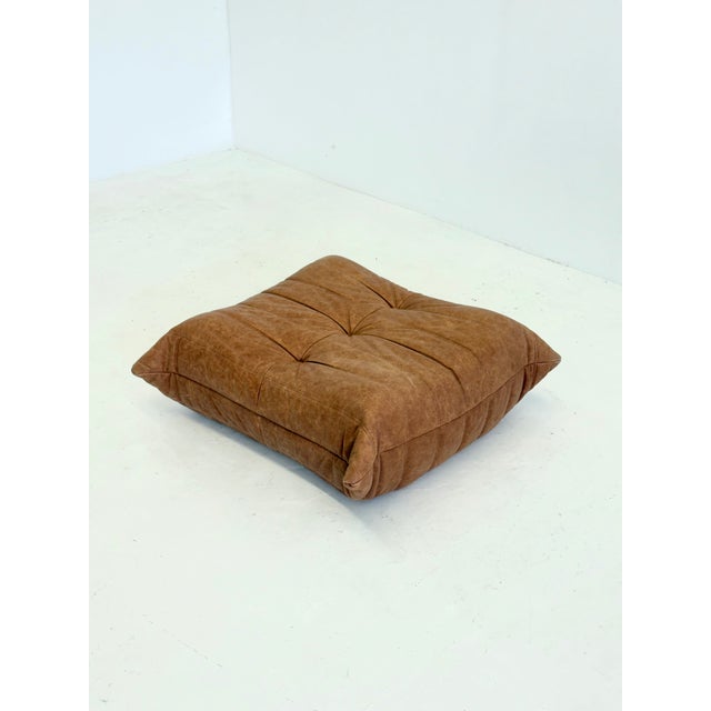 Togo Armchair with Ottoman in Cognac Leather by Michel Ducaroy for Ligne Roset, 2000s, Set of 2 For Sale - Image 6 of 14
