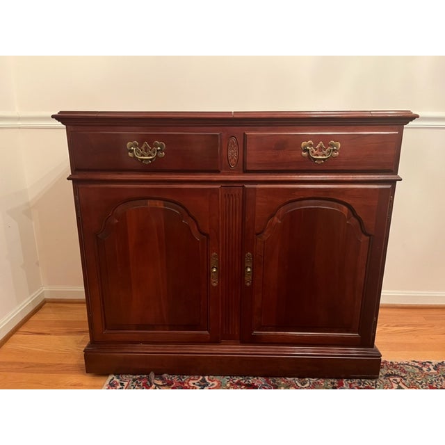 2000 - 2009 Ethan Allen Georgian Court Solid Cherry Traditional Flip Top Server For Sale - Image 5 of 11