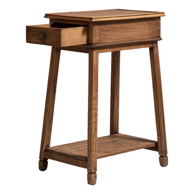 1910-1919 France Warm Honey Oak Slender Oak Pedestal Side Table For Sale