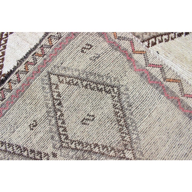 Vintage Persian Gabbeh Rug With Diamond Lattice and Tribal Design 5'1 X 8'3 For Sale - Image 12 of 12