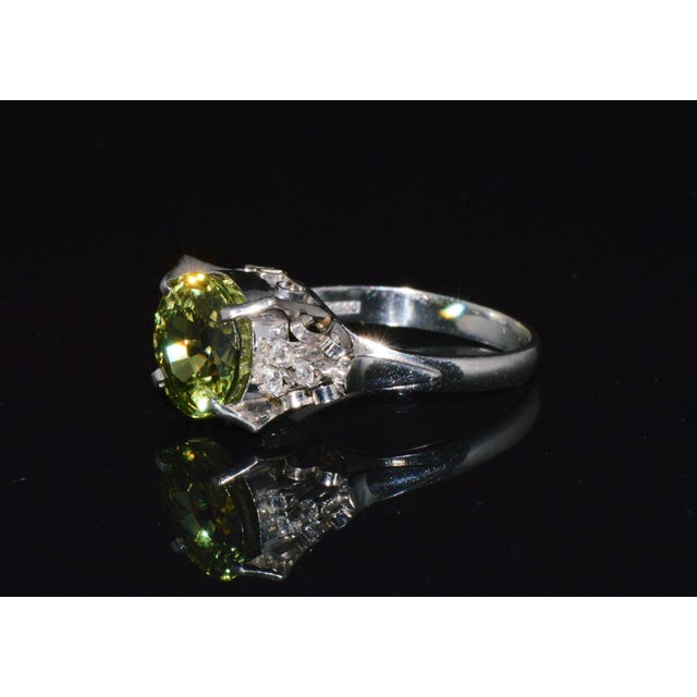 Late 20th Century Certified Natural 3.74cts vs Diamond Peridot Solid Platinum Dinner Cocktail Ring, Size 9 For Sale In Dallas - Image 6 of 12