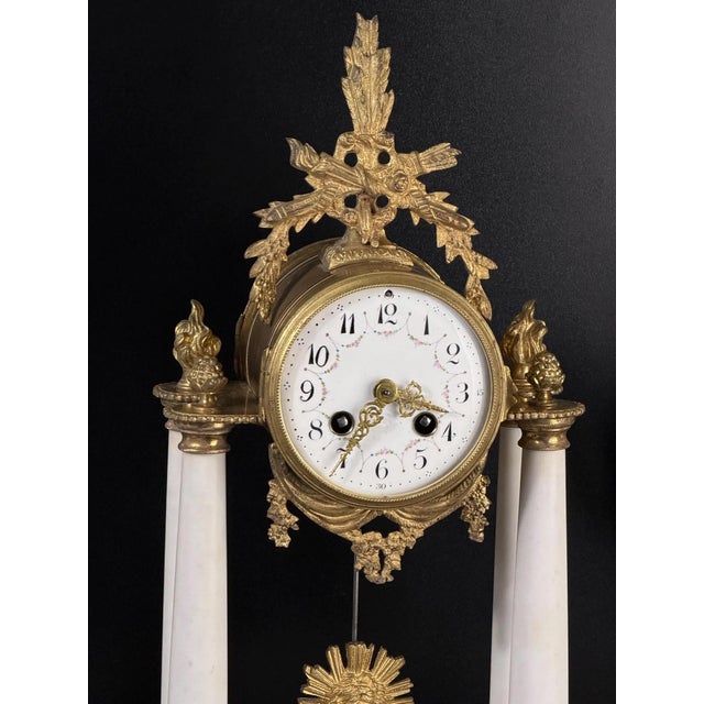 Antique French Mantel Clock Set in Gilt Bronze, 1800s, Set of 3 For Sale - Image 5 of 18