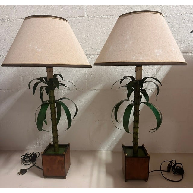 Pair, Hollywood Regency, Italian Tole Cachepot Table Lamps For Sale - Image 9 of 11