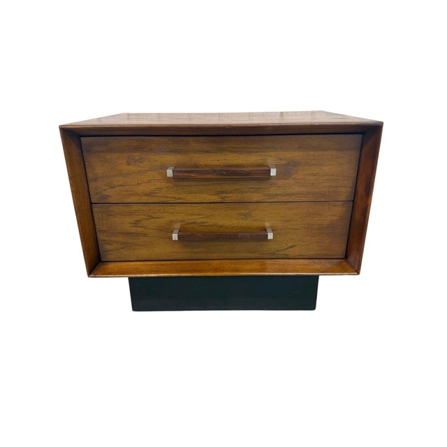 Brown Mid-Century Modern Lane Walnut & Rosewood Nightstands - Set of 2 - Refinished! For Sale - Image 8 of 11