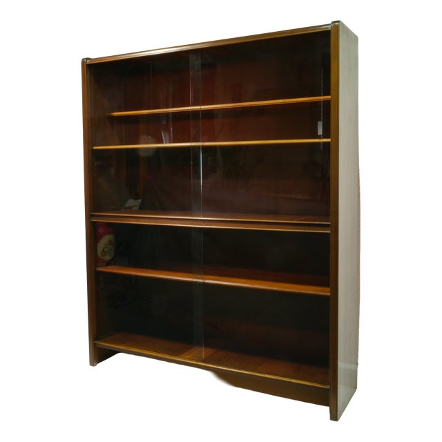 Mid-Century Modern Display Cabinet in Beech and Oak, 1960s For Sale