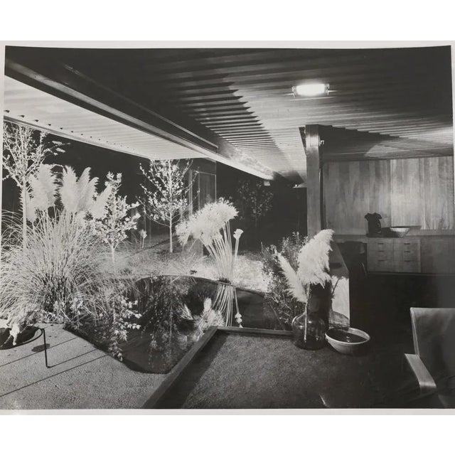 Julius Shulman, Building by Richard J. Neutra, 1959, Photographic Print For Sale - Image 3 of 3