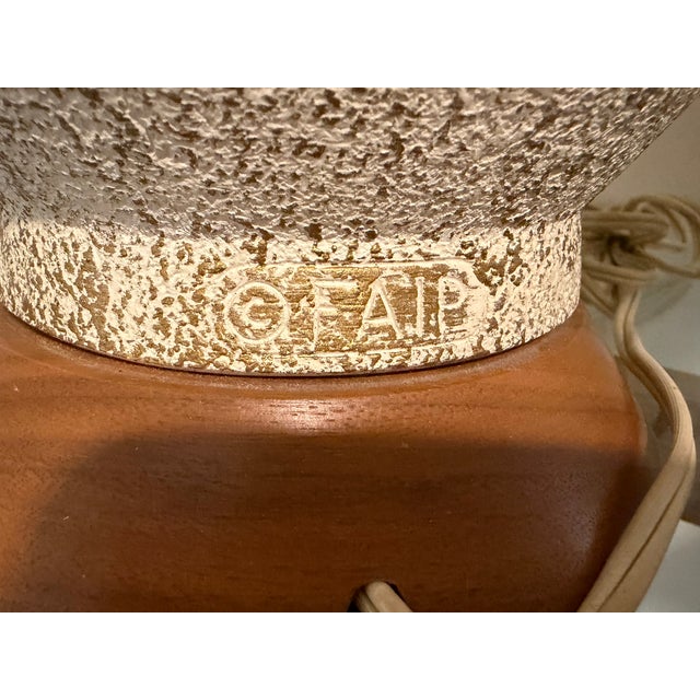Mid-Century Modern Pair of Vintage f.a.i.p. Fine Arts in Plaster Ceramic-Style & Wood Mid Century Modern Table Lamps For Sale - Image 3 of 10