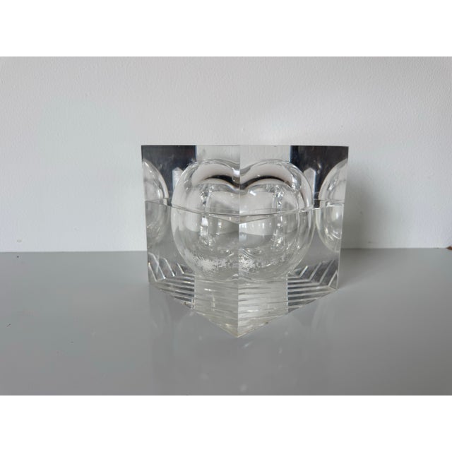 1970s Vintage Alessandro Albrizzi Swivel-Top Lucite Ice Bucket For Sale - Image 4 of 12