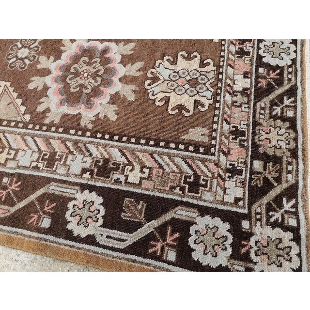 Galerie Shabab Collection Early 20th Century Handmade East Turkestan Khotan Gallery Accent Rug For Sale - Image 9 of 10