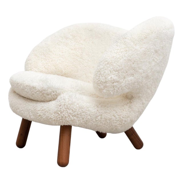Modern Pelican Chair in Sheepskin Upholstery from Finn Juhl, Denmark, 2000s For Sale