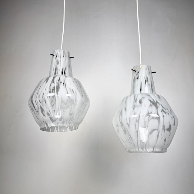 They come with new e27 bulb sockets and 110 cm long wire. Up to 250V (Europe/UK Standard).The wiring of this item may be...