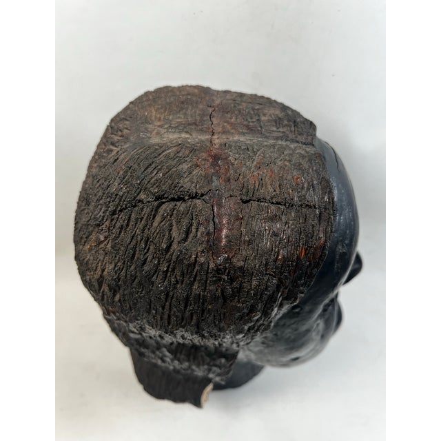 Folk Art Vintage Hand-Carved Wood Bust – Folk Art Outsider Primitive Americans Sculpture For Sale - Image 3 of 11