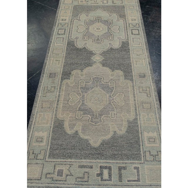 Turkish Oushak Rug Gray & Light Blue Handwoven Wool Rug 2'9" X 6'8" This Turkish Oushak rug is a masterful work of art,...