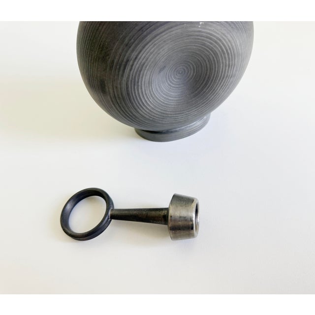 Metal 1950s Modernist Pewter Decanter by Gunnar Havstad, Norway For Sale - Image 7 of 11