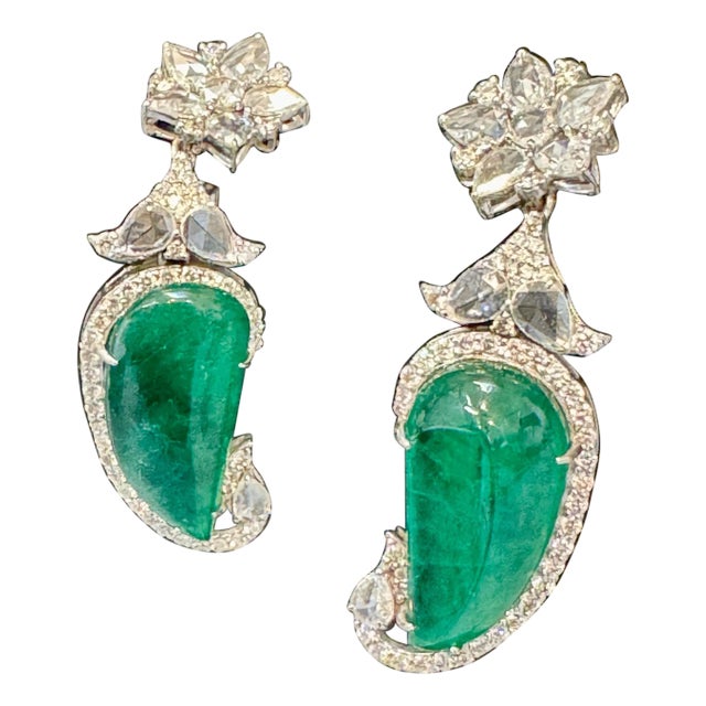 20 Ct Fine Emerald Cabochon & 4 Ct Rose Cut Diamond 18 Kt White Gold Earrings For Sale