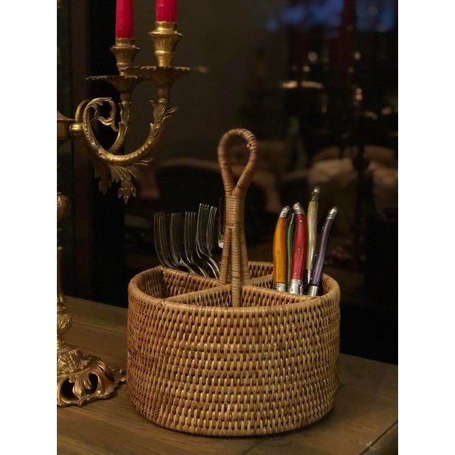 Artifacts Rattan Round 4 section Caddy/Cutlery Holder in Honey Brown For Sale In Houston - Image 6 of 9